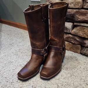 Frye Harness 12" Boot 8.5